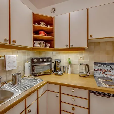 Seefeld Alpin - Gemuetliche Tiroler Stube Appartement Seefeld in Tirol