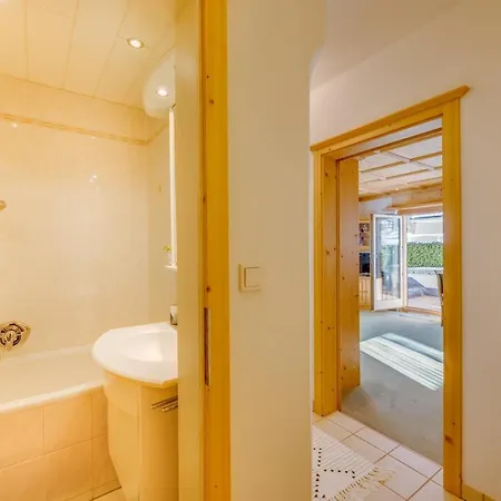 Seefeld Alpin - Gemuetliche Tiroler Stube