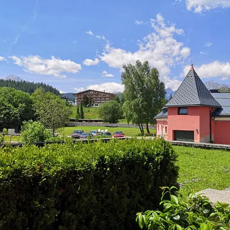 Seefeld Alpin - Gemuetliche Tiroler Stube Apartment