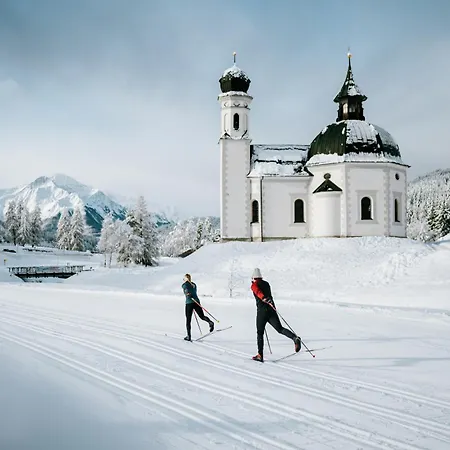 Seefeld Alpin - Gemuetliche Tiroler Stube Seefeld in Tirol