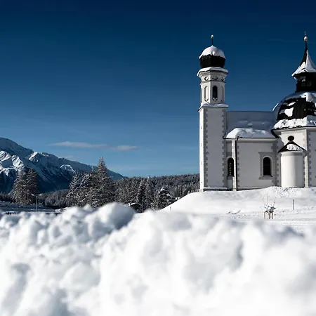Seefeld Alpin 아파트 *
