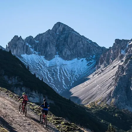 Seefeld Alpin - Gemuetliche Tiroler Stube Seefeld in Tirol