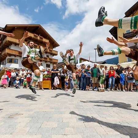 Seefeld Alpin - Gemuetliche Tiroler Stube Apartment Seefeld in Tirol