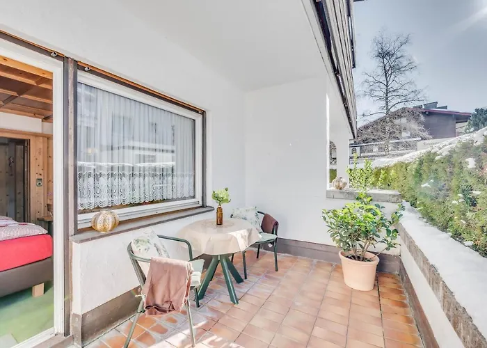 Seefeld Alpin - Gemuetliche Tiroler Stube Апартаменты *