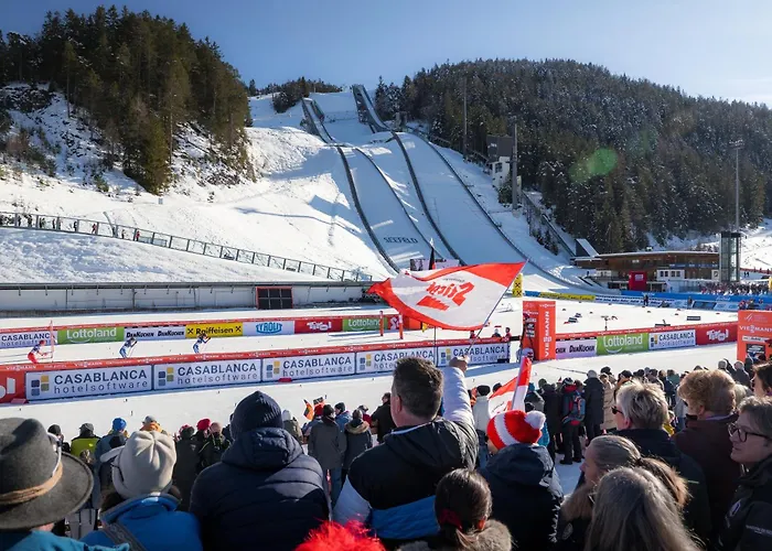Seefeld Alpin - Gemuetliche Tiroler Stube Daire Seefeld in Tirol