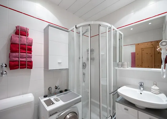 Seefeld Alpin - Gemuetliche Tiroler Stube *